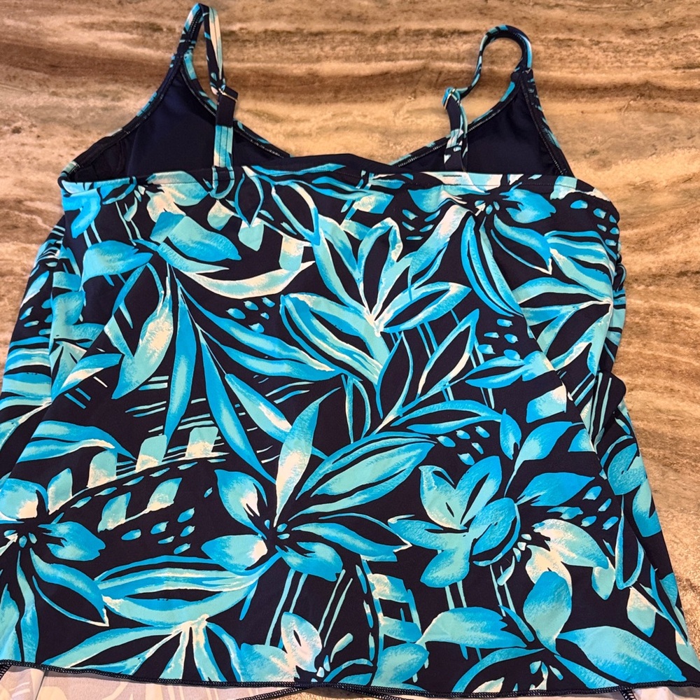 Lands' End Blue and Aqua Tropical Print Women's Swim Camisole - Picture 5 of 6